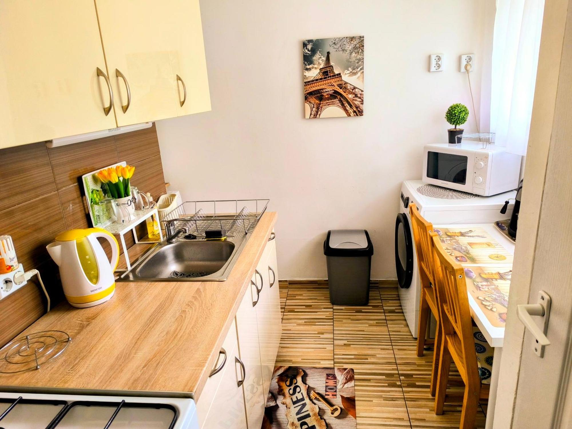 Appartamento Atlantis Apartman Budapest Esterno foto